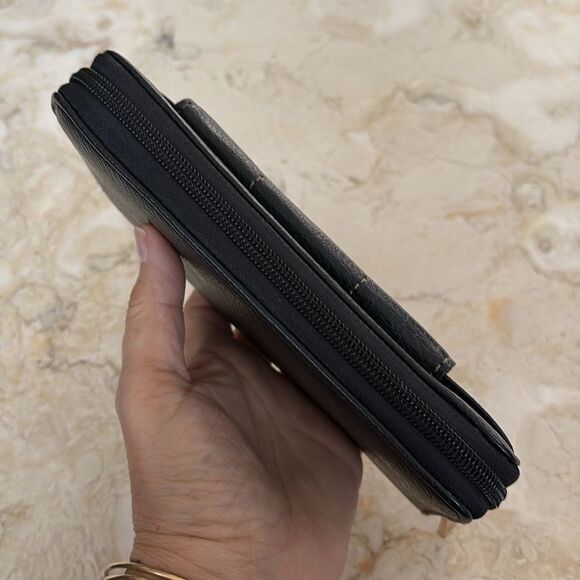 Ricardo Beverly Hills Leather RFID Long Zippered Wallet - Picture 8 of 13